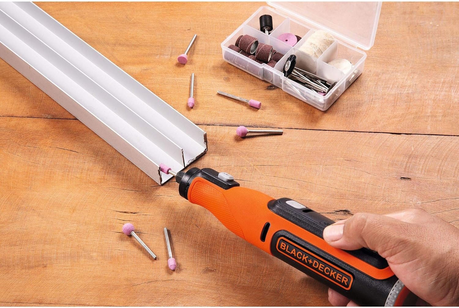 BLACK+DECKER BCRT8I, Multi-Herramienta Rotativa 7.2 V con 53 Accesorios - Imagen 4